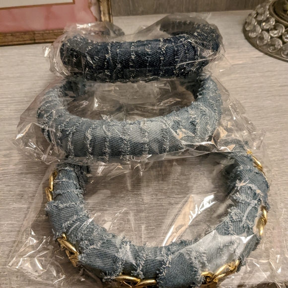 Headband - Picture 2 of 3